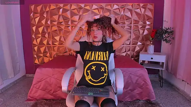 keendaall online show from January 31, 4:03 am