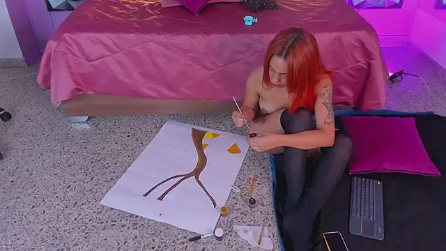 keendaall online show from March 7, 7:38 pm