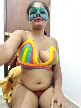 Snapshot of Zaraangle chatting on July 13, 4:54 pm Zaraangle online show from July 13, 4:54 pm
