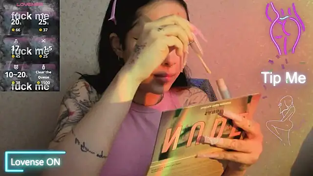 baby  kim online show from April 6, 9:49 pm