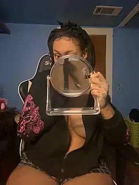 y0urlilgf online show from December 2, 1:03 am