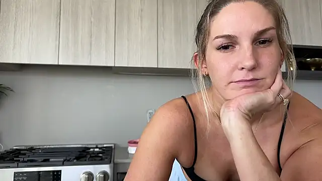 Graciemae baexx online show from October 11, 4:38 pm