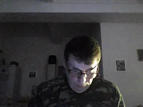 Snapshot of Lisak951 chatting on December 19, 5:40 pm Lisak951 online show from December 19, 5:40 pm