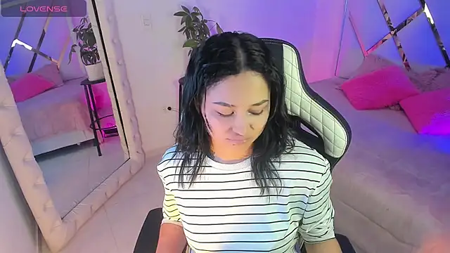 sexyy kitty18 online show from April 5, 3:15 am