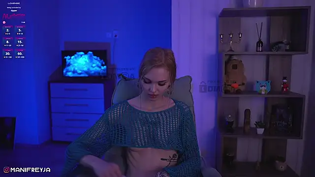 ManiFreyja online show from December 19, 1:18 am