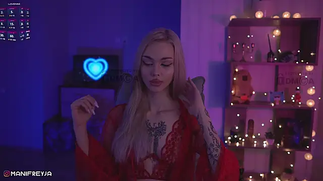 ManiFreyja online show from January 19, 9:34 pm