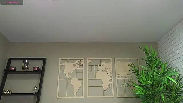 LadyLeea online show from February 11, 5:26 am