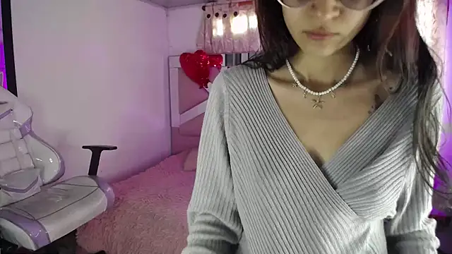 Mia Fischer online show from February 16, 11:59 am