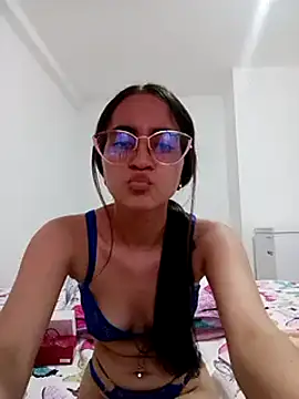 Mia Fischer online show from March 3, 10:20 pm