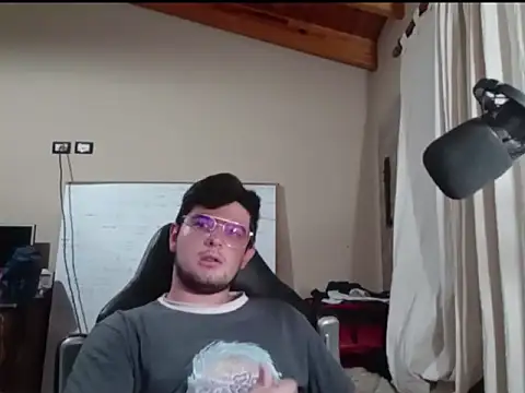 enzis3 online show from November 22, 9:25 pm