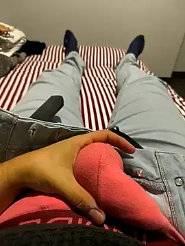 cricrimsBarcelona online show from December 9, 5:52 pm