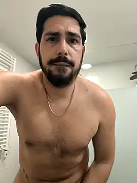 cricrimsBarcelona online show from January 26, 4:41 pm