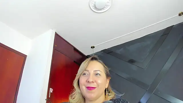 andre soto  online show from November 20, 3:28 am