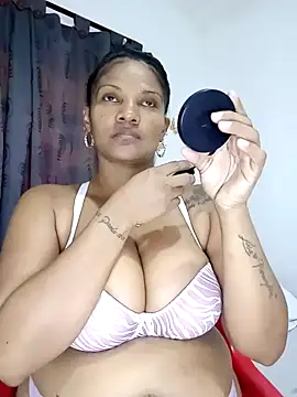 Snapshot of alejandraboobs07 chatting on December 15, 4:37 pm alejandraboobs07 online show from December 15, 4:37 pm