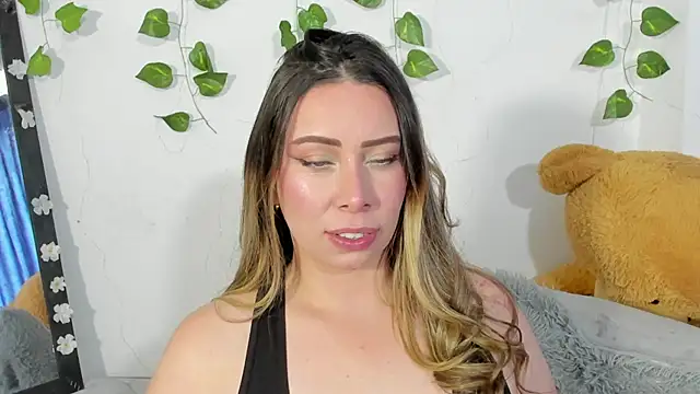 JanneKim online show from November 12, 2:39 pm