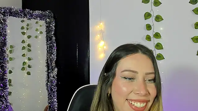 JanneKim online show from February 12, 2:01 pm