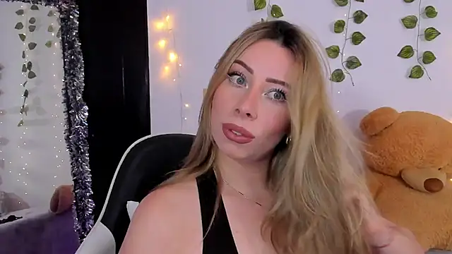 JanneKim online show from February 22, 2:48 pm