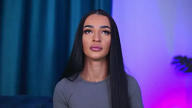DeniseDevilles online show from May 30, 8:50 pm