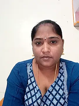 Snapshot of Mounika-Sexy chatting on May 8, 5:13 am Mounika-Sexy online show from May 8, 5:13 am