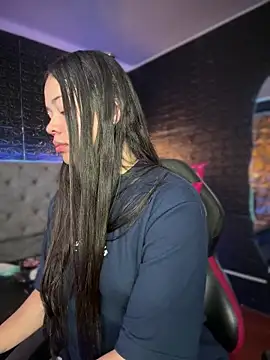 Paloma  LS online show from November 29, 7:39 pm