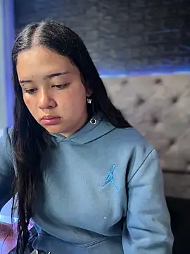 Paloma  LS online show from March 15, 1:17 pm