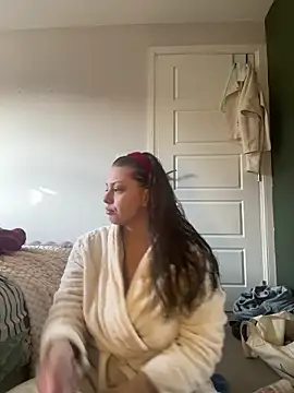 Snapshot of Krystal_Tx chatting on February 14, 2:54 pm Krystal Tx online show from February 14, 2:54 pm