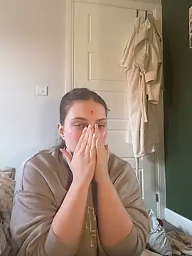 Snapshot of Krystal_Tx chatting on March 7, 10:35 am Krystal Tx online show from March 7, 10:35 am