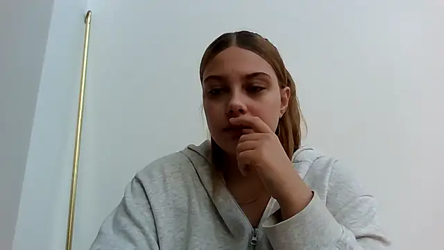 Snapshot of Krystal_Tx chatting on September 29, 6:29 am Krystal Tx online show from September 29, 6:29 am