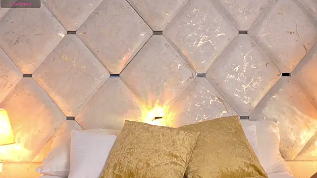 Anna risse online show from February 6, 11:37 pm