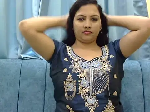 Snapshot of tripti2 chatting on March 21, 4:06 am tripti2 online show from March 21, 4:06 am