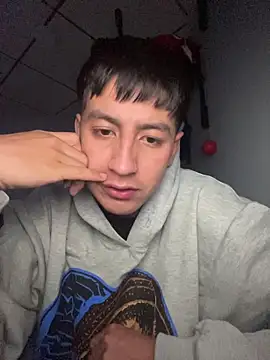 Stiven 017 online show from January 15, 1:32 am