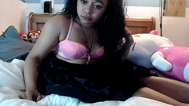 ChloeRebel online show from January 2, 10:01 pm