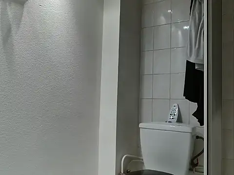 Snapshot of Lauzo21 chatting on September 22, 3:19 am Lauzo21 online show from September 22, 3:19 am