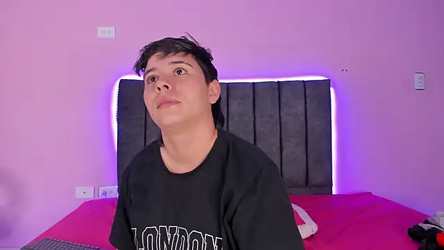 AbbySmiitth  online show from January 29, 6:28 pm