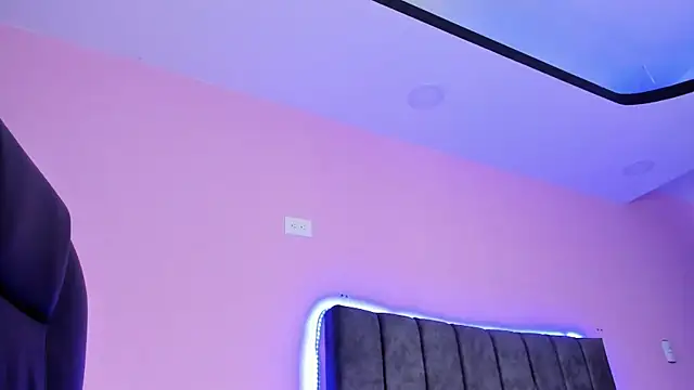 AbbySmiitth  online show from February 13, 3:46 pm