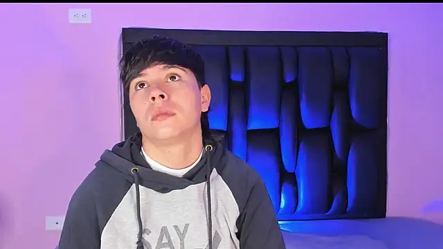 AbbySmiitth  online show from March 5, 12:11 pm