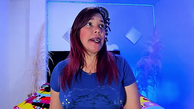 Snapshot of Hannahoney_ chatting on January 24, 7:07 pm Hannahoney  online show from January 24, 7:07 pm