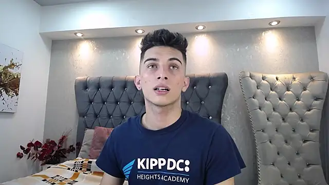 Snapshot of MrWilliseo chatting on January 22, 7:56 pm MrWilliseo online show from January 22, 7:56 pm