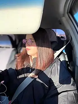 Snapshot of meow_girl chatting on February 14, 9:39 am meow girl online show from February 14, 9:39 am