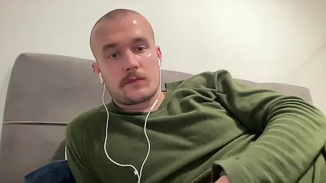 cute mark online show from December 21, 5:40 pm