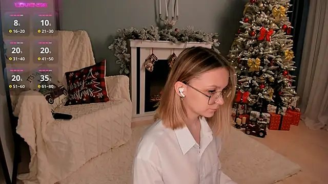 Snapshot of ms_elizabethqueen chatting on December 27, 2:33 pm ms elizabethqueen online show from December 27, 2:33 pm