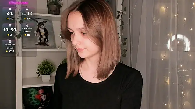 Snapshot of ms_elizabethqueen chatting on February 16, 7:05 pm ms elizabethqueen online show from February 16, 7:05 pm