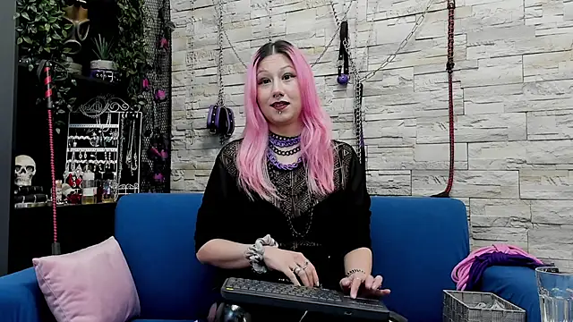CruelMistress online show from February 22, 3:23 am
