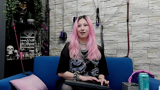 CruelMistress online show from February 24, 2:30 am