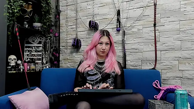 CruelMistress online show from February 25, 11:44 pm