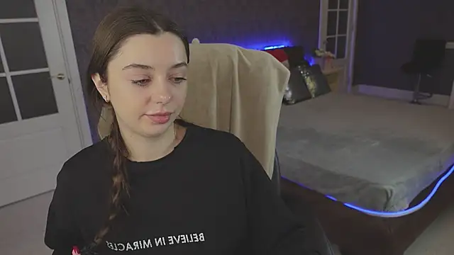 DinaCandy online show from February 17, 11:13 am