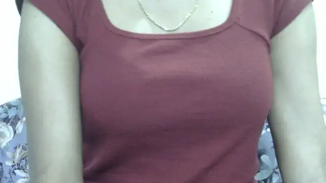  FluffyHxney  online show from August 8, 9:11 am