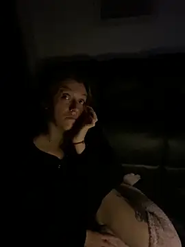 Stoner BarbieXX online show from October 8, 9:45 pm