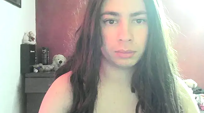 Snapshot of Yasmin_Paez99 chatting on January 25, 8:53 pm Yasmin Paez99 online show from January 25, 8:53 pm