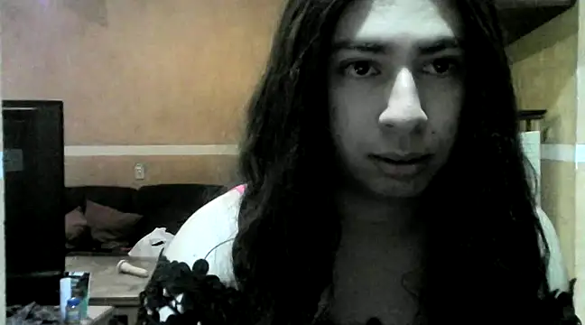Snapshot of Yasmin_Paez99 chatting on March 2, 2:19 am Yasmin Paez99 online show from March 2, 2:19 am